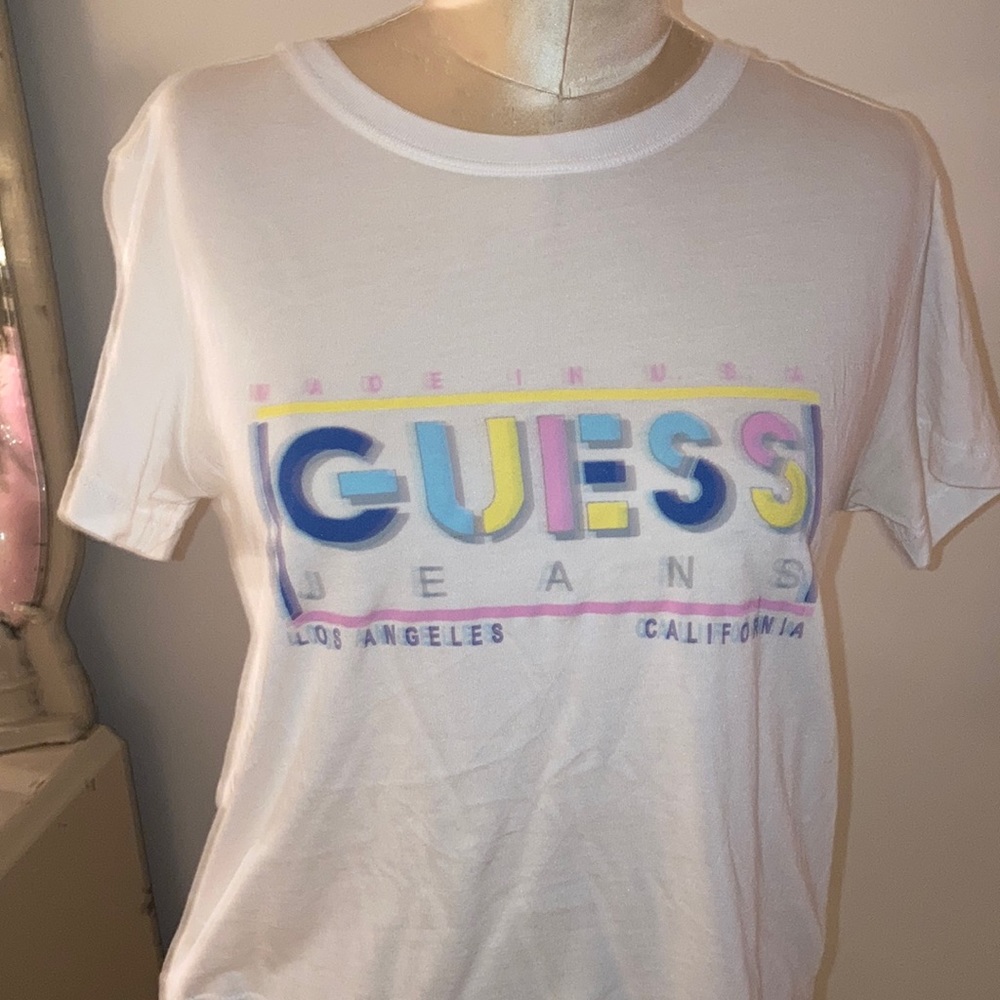 GUESS Tshirt